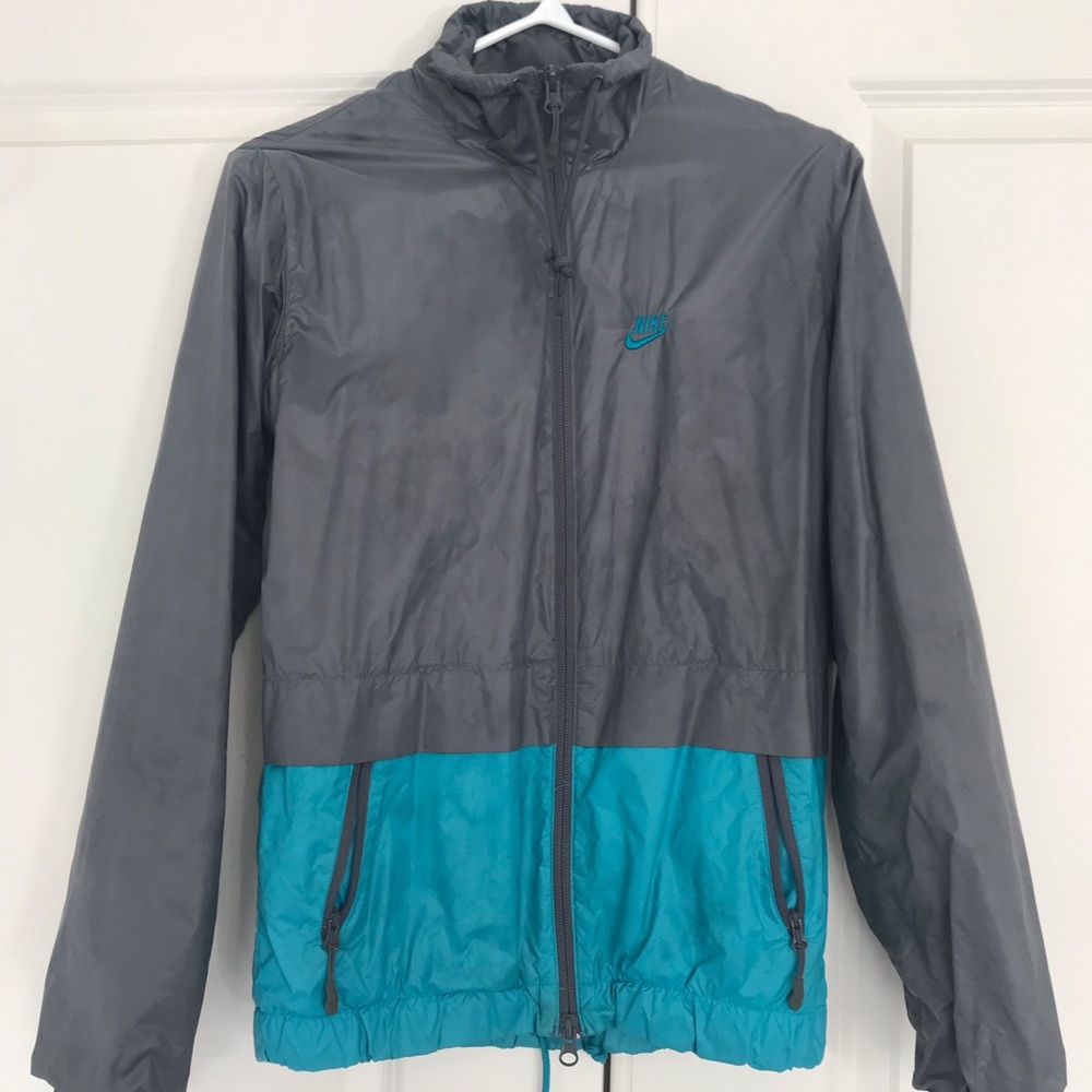 Nike jacket - Picture 2 of 3
